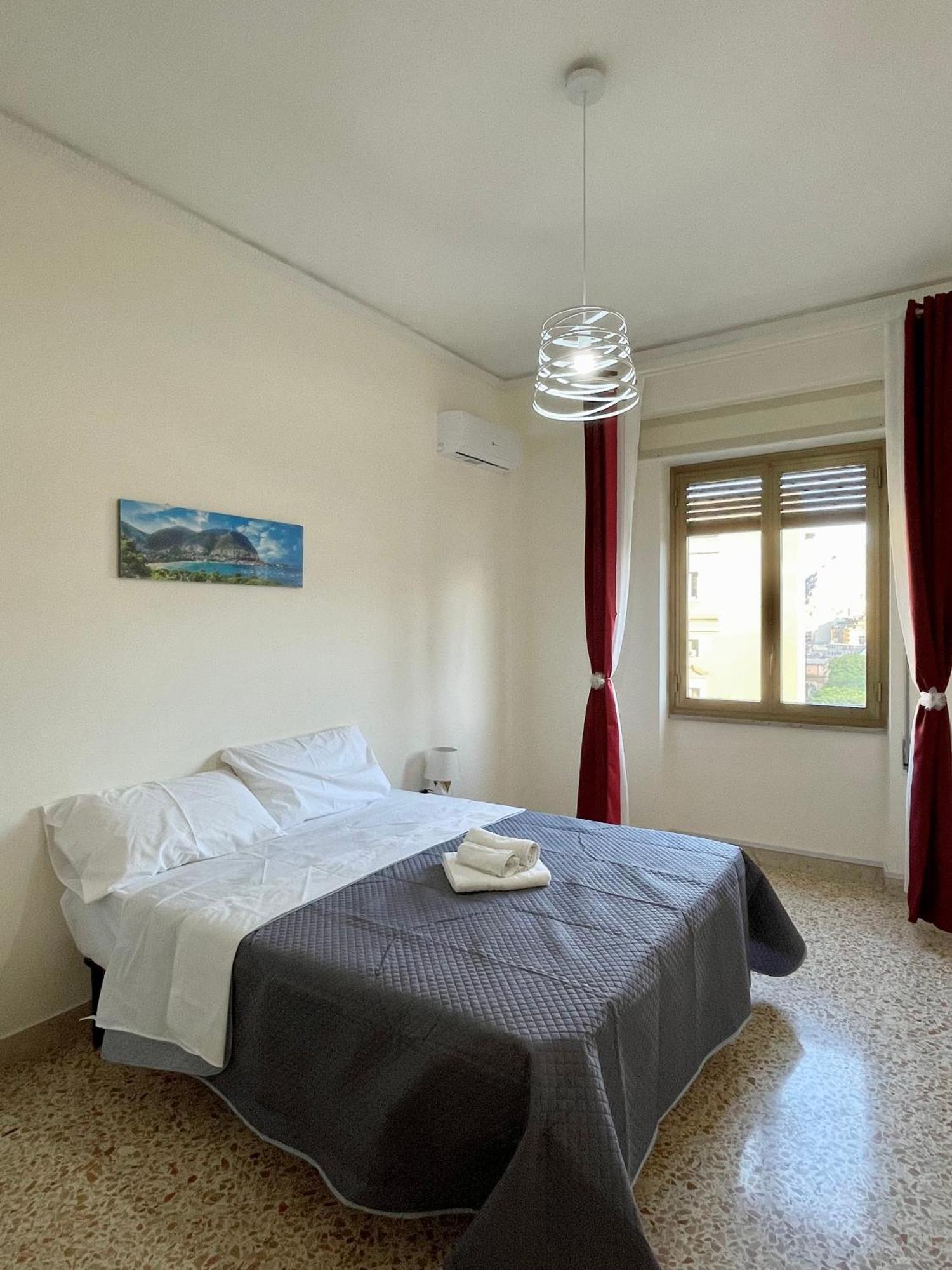 Ferienwohnung Lucky House Palermo Exterior foto